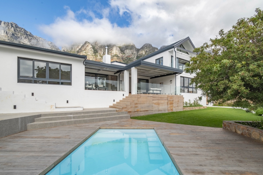 4 Bedroom Property for Sale in Camps Bay Western Cape